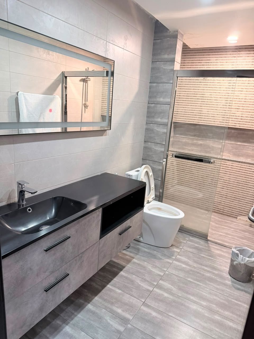 Studio Apartment detail